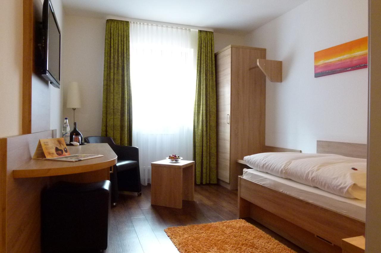 Hotel-Gasthof Zur Sonne Pappenheim Εξωτερικό φωτογραφία